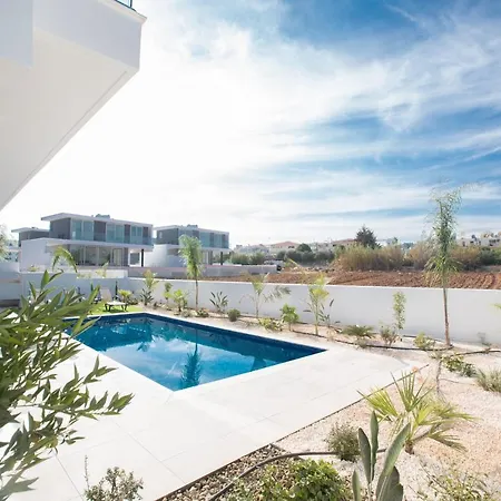 Olivine Pearl Villa *