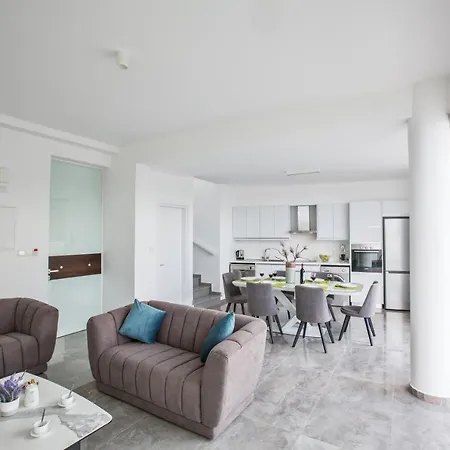 Olivine Pearl Villa *