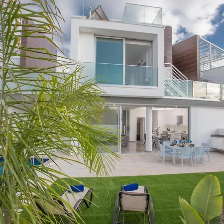 Villa Olivine Pearl Protaras