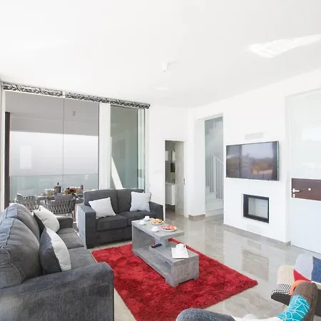 Olivine Pearl Villa *