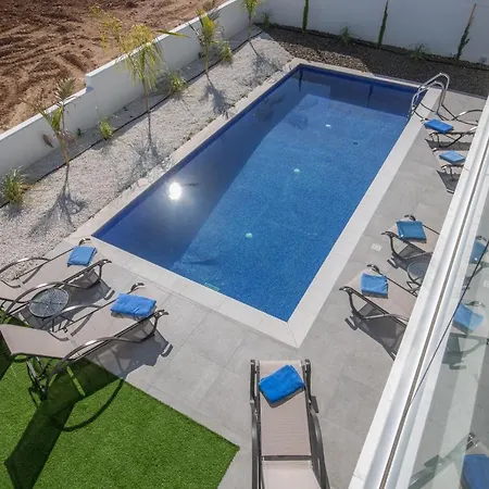 Olivine Pearl Villa *