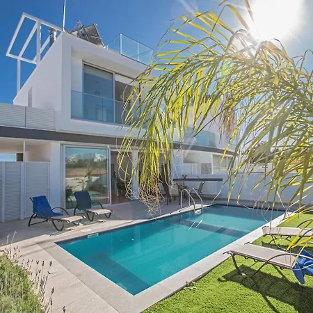 Olivine Pearl Villa *