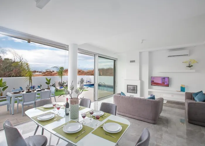 Olivine Pearl Protaras