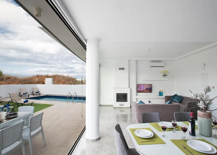 Olivine Pearl Villa *