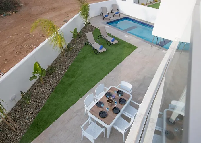 Olivine Pearl Villa *