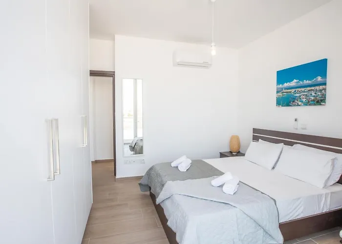 Olivine Pearl Protaras