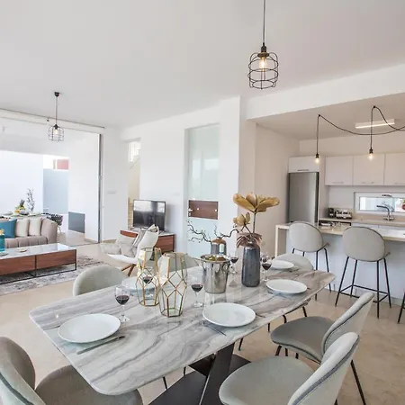 Olivine Pearl Villa Protaras