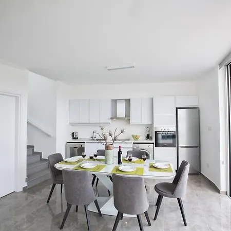 Olivine Pearl Villa Protaras