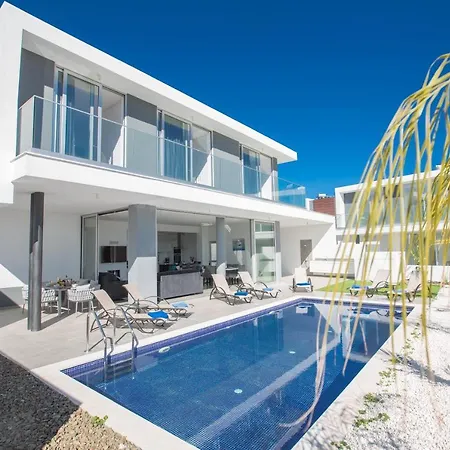 Villa Olivine Pearl