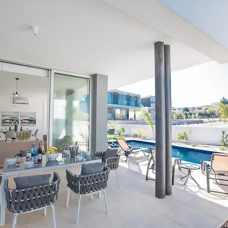Villa Olivine Pearl *