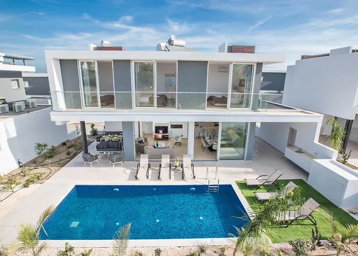 Villa Olivine Pearl Protaras