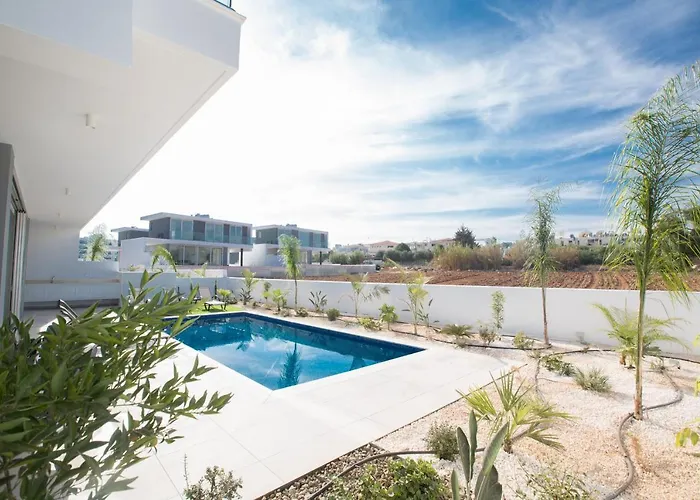 Olivine Pearl Villa *