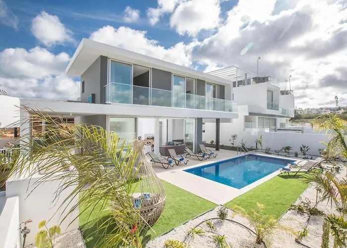 Olivine Pearl * Protaras