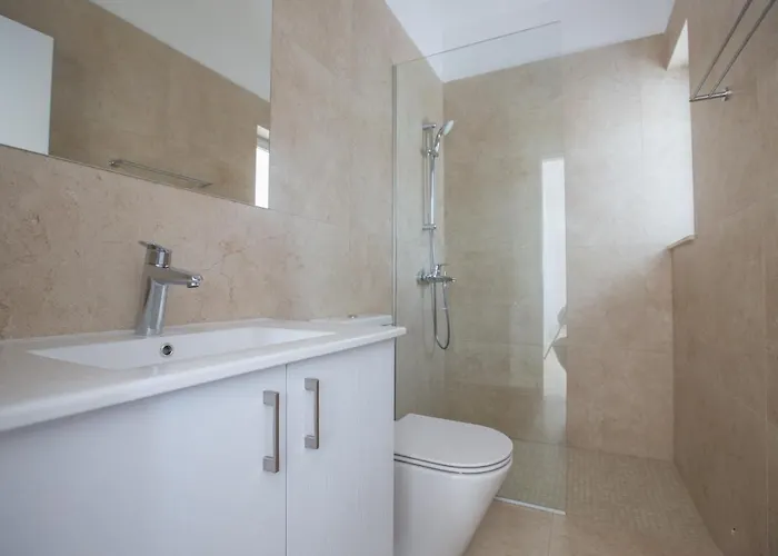 Olivine Pearl Protaras